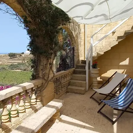 Dar Ta' Xmun - Idyllic Farmhouse With Pool, Garden, Seaview & Sunset San Lawrenz Exterior photo