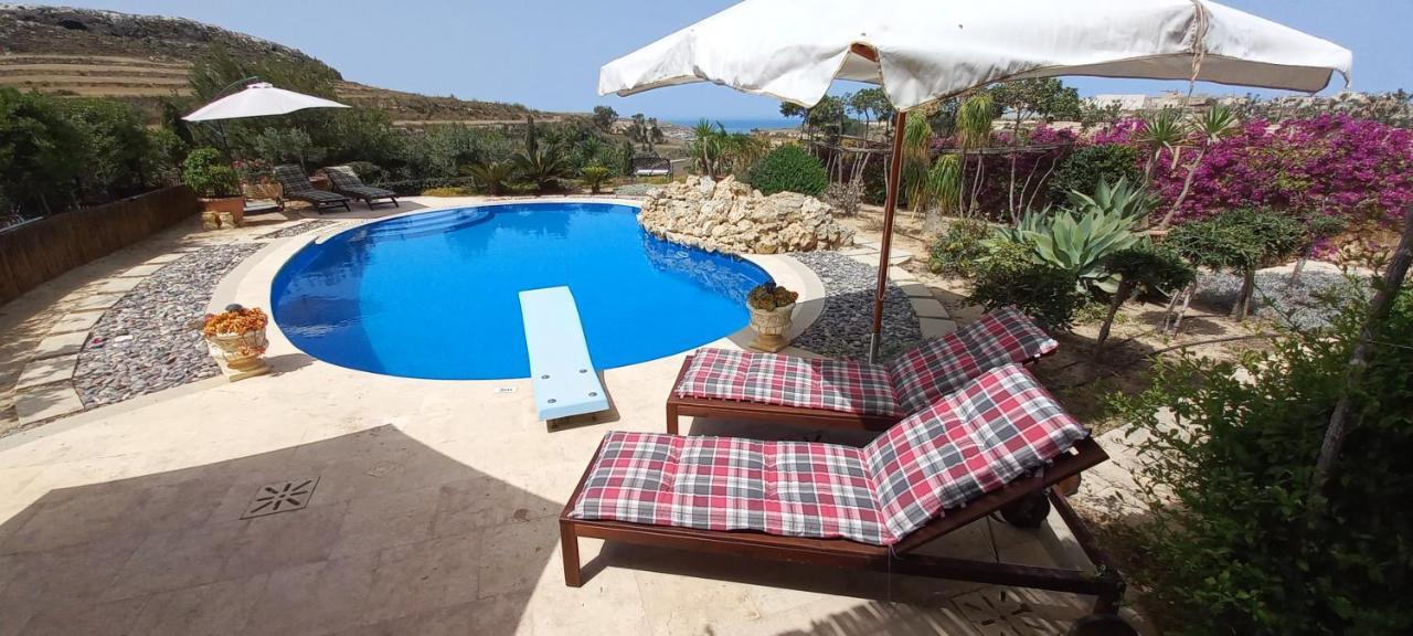 Holiday home Dar Ta' Xmun - Idyllic With Pool, Garden, Seaview & Sunset *